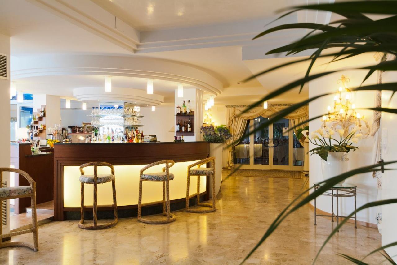 Hotel Panoramic Каорле Экстерьер фото