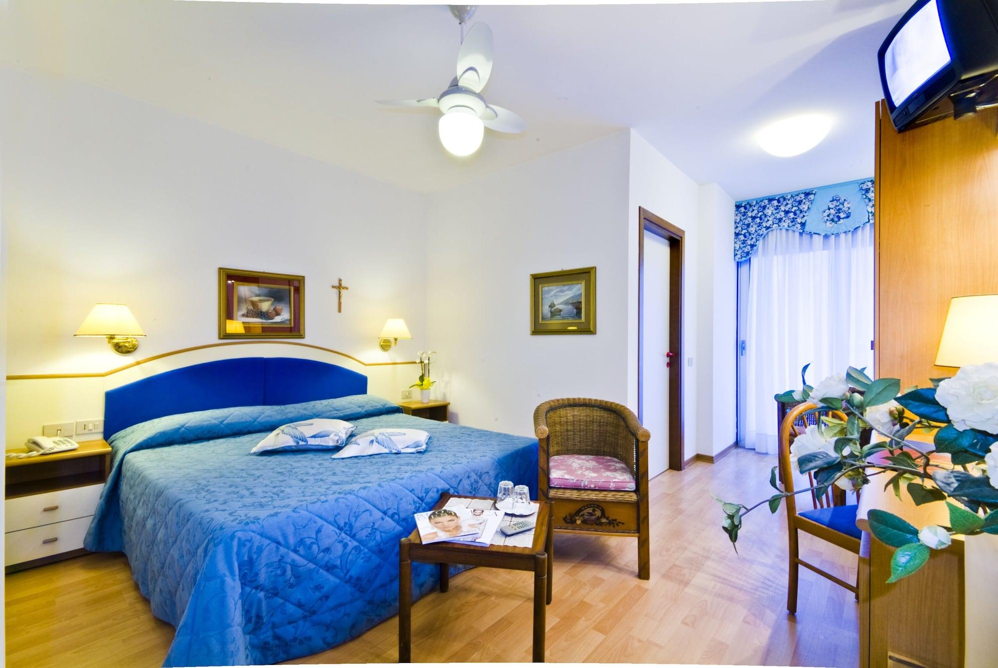 Hotel Panoramic Каорле Экстерьер фото